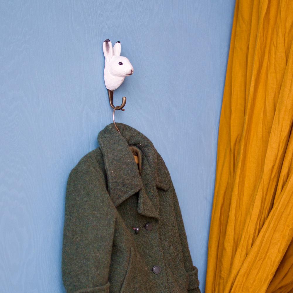 Wildlife Garden hook - mountain hare - Image 3