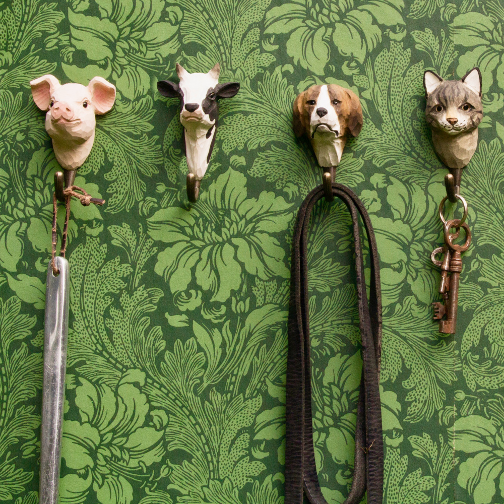 Wildlife Garden hook - pig - Image 2