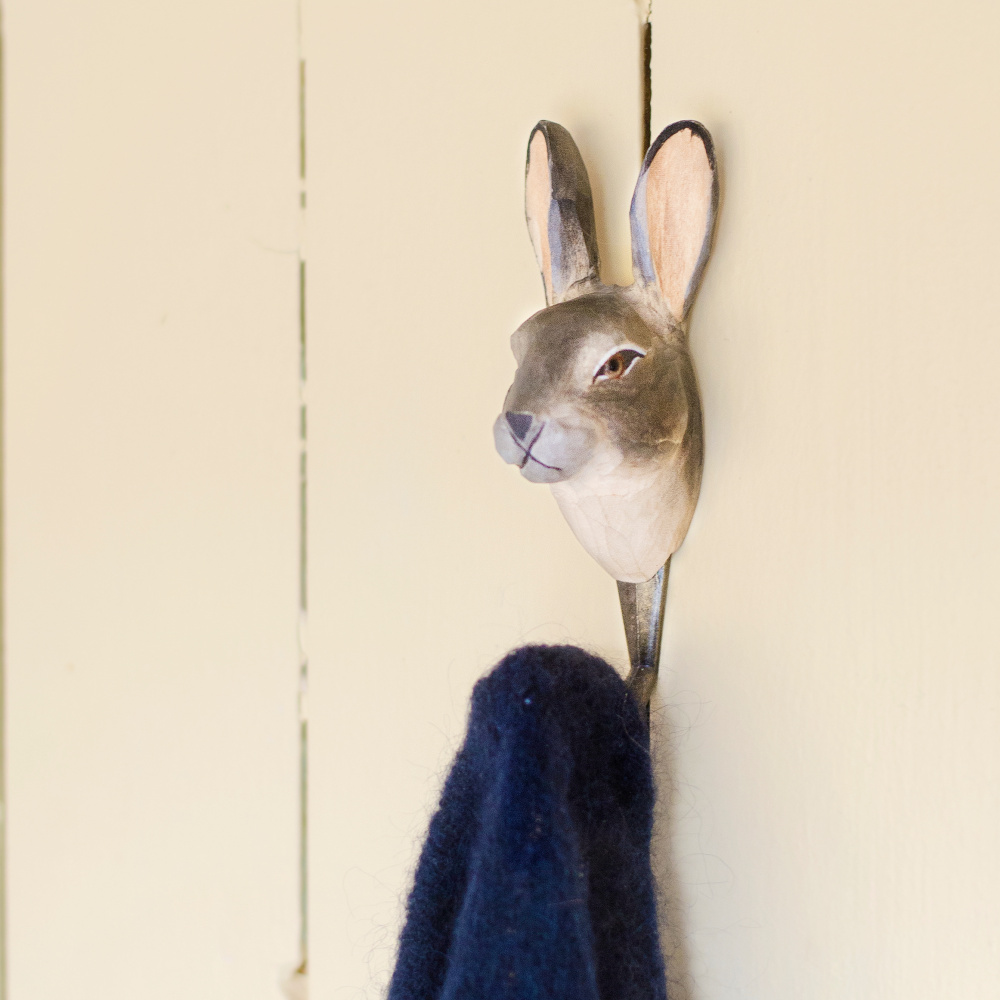 Wildlife Garden hook - European hare - Image 2