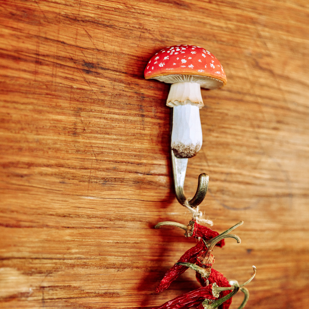 Wildlife Garden hook - red fly agaric - Image 2