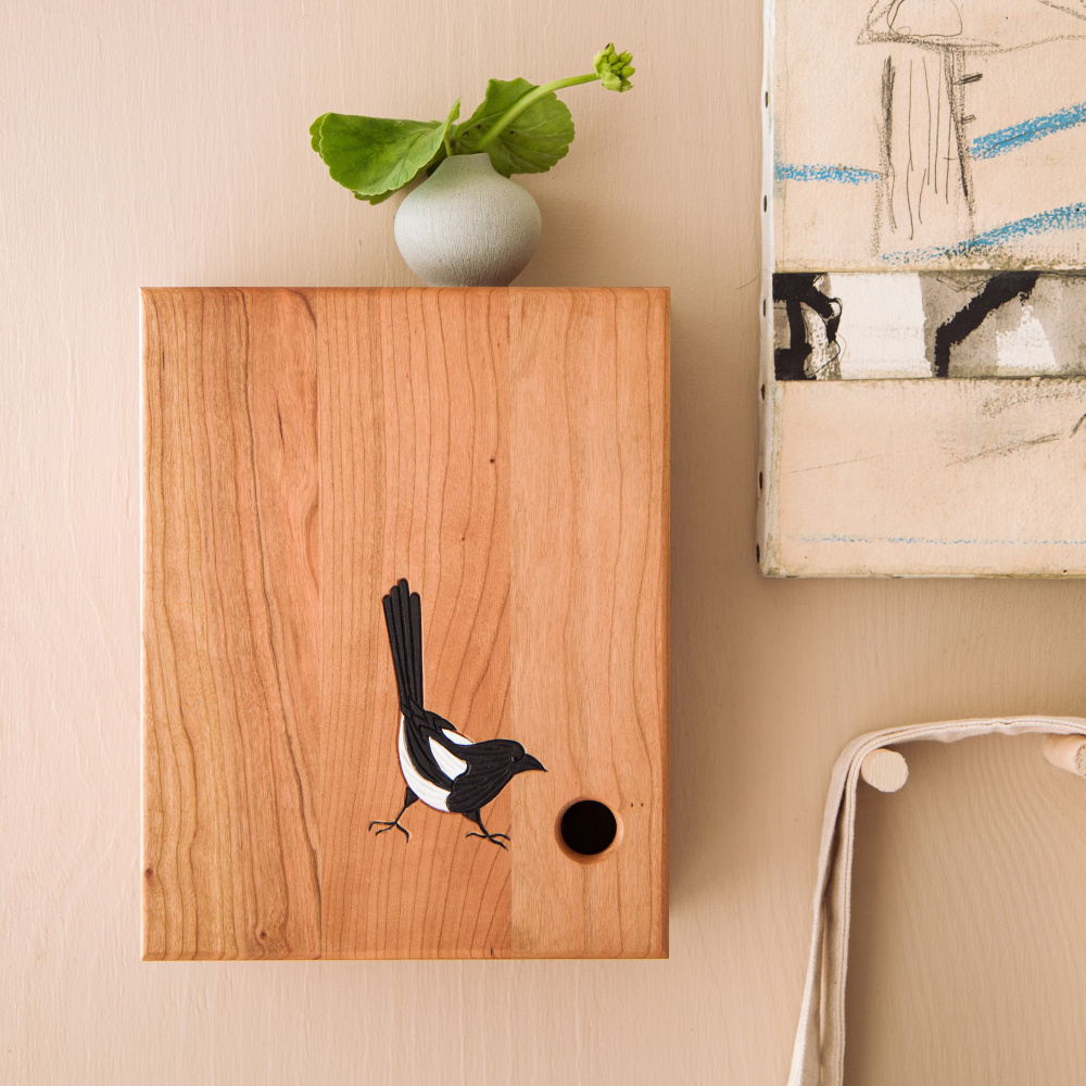 Wildlife Garden key cabinet - magpie - Image 2