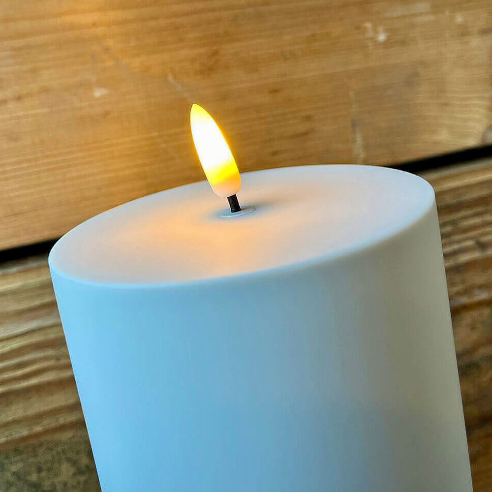 A2 Living LED Pillar Candle - 5 x 10 cm - Image 6