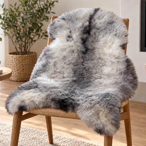 SoftSheep Isländisches Lammfell - Grau, kurzes Haar