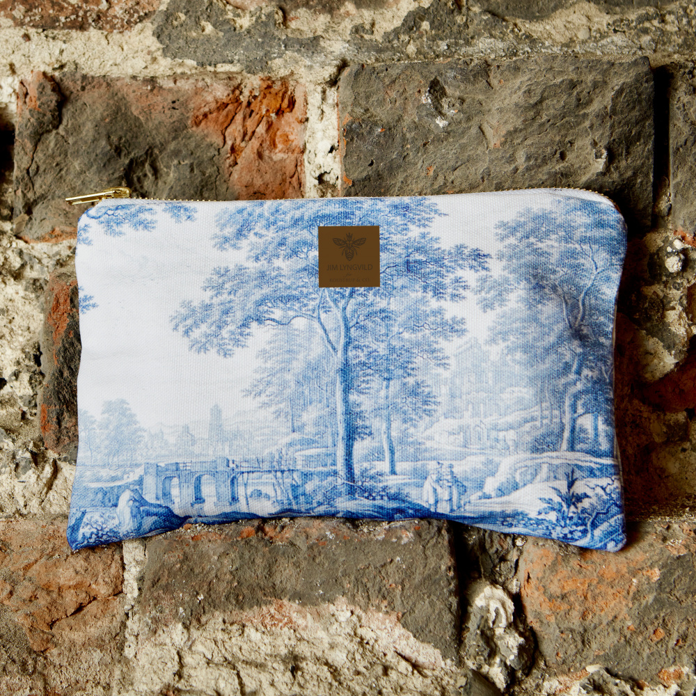 Jim Lyngvild cosmetic bag - Landscape - Image 4